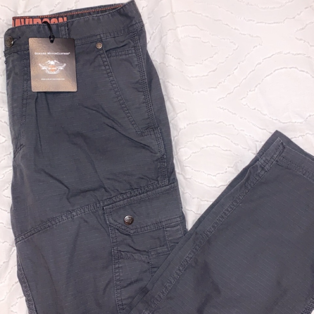 Genuine Motor Clothes. HARLEY DAVIDSON Mens 32 X 32 Cargo style